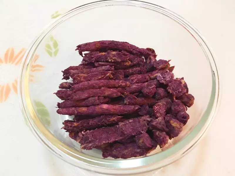 狗狗零食：紫薯鸡肉干