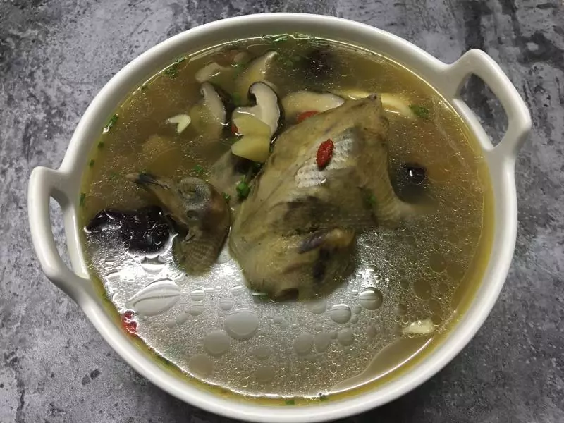 樂活教主的美食之——養生鴿子湯