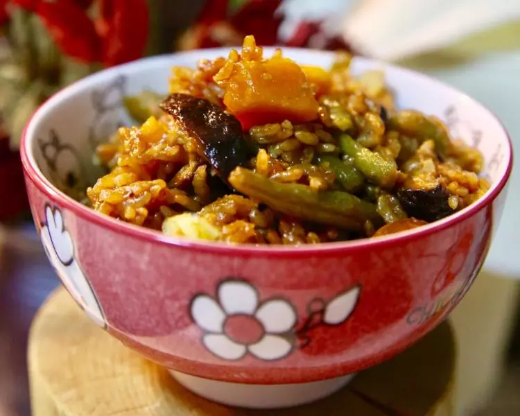 豆角香菇土豆燜飯