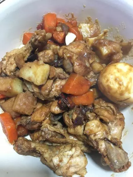 电饭锅焖鸡腿