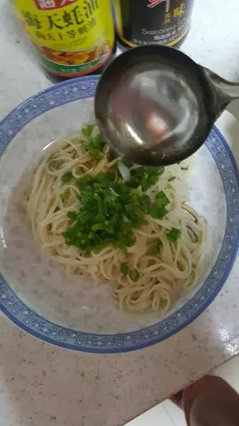 蔥油麵