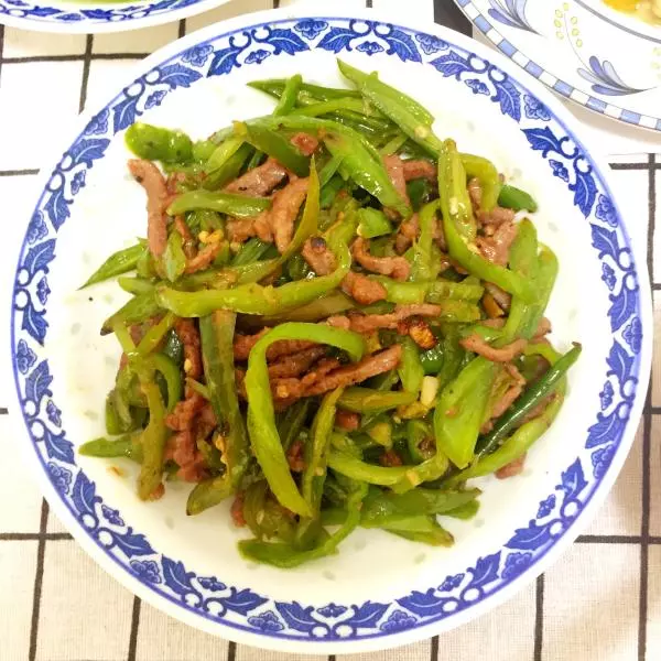 小炒青椒牛肉絲