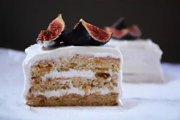 無花果椰子奶油蛋糕Fig Cake With Coconut Cream