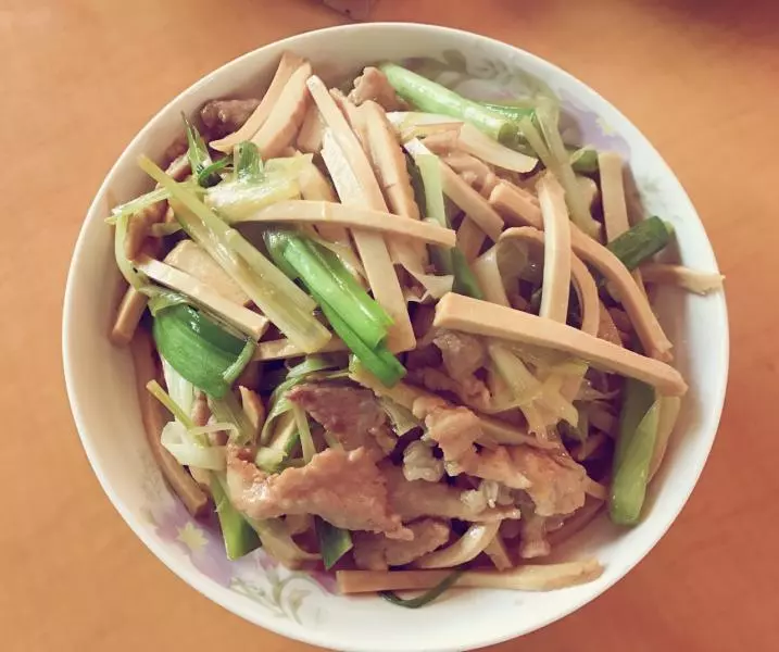 客家豆乾炒蒜絲