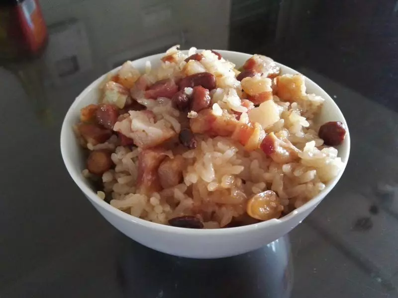 外婆私房菜【腊味花生糯米饭】