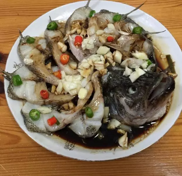 開屏鱸魚