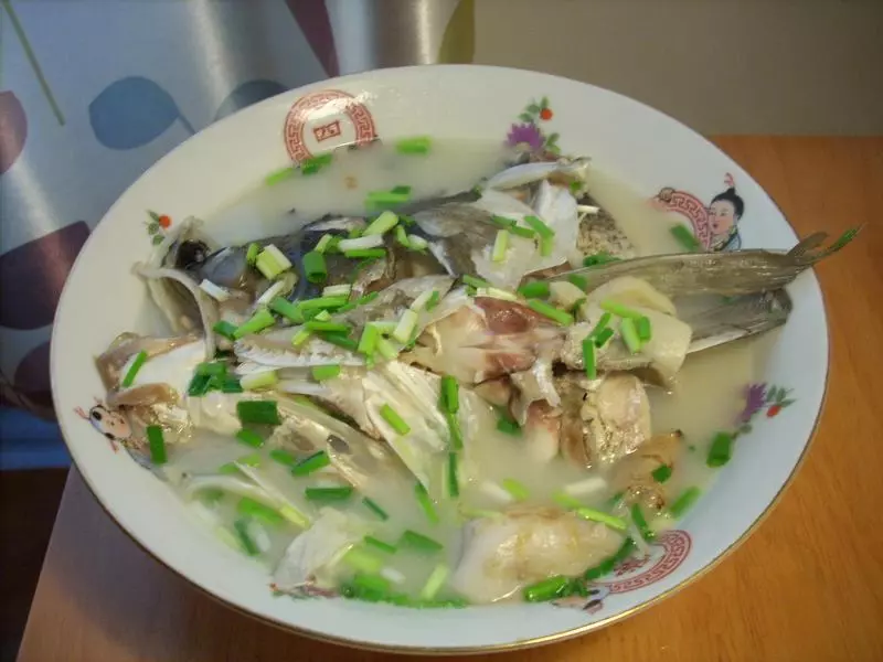 魚頭濃湯