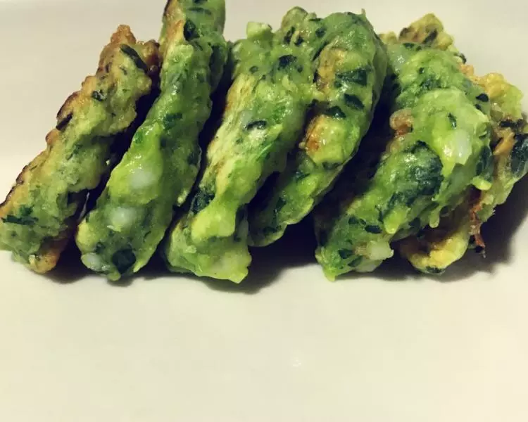 菠菜虾泥鸡蛋饼