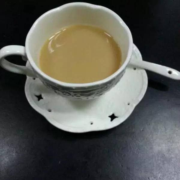 手工冲奶茶