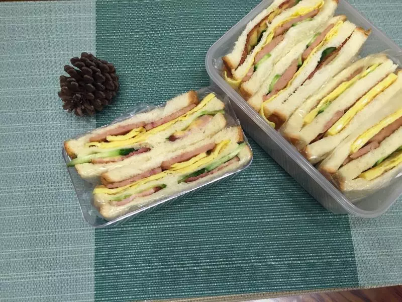 夾心sandwich啾啾啾