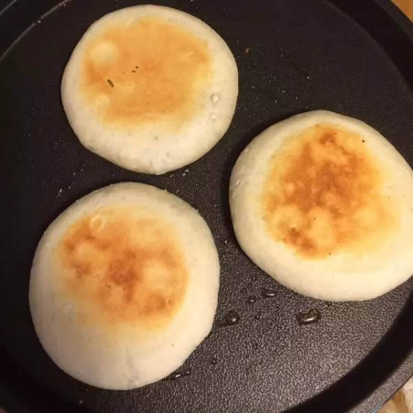 荠菜鸡蛋发面饼（新手可做）