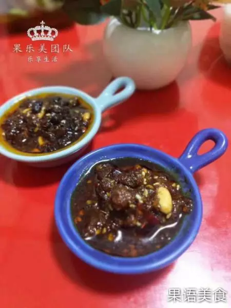 馋嘴娃香辣牛肉酱