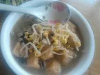 肉包子蘑菇豆芽汤