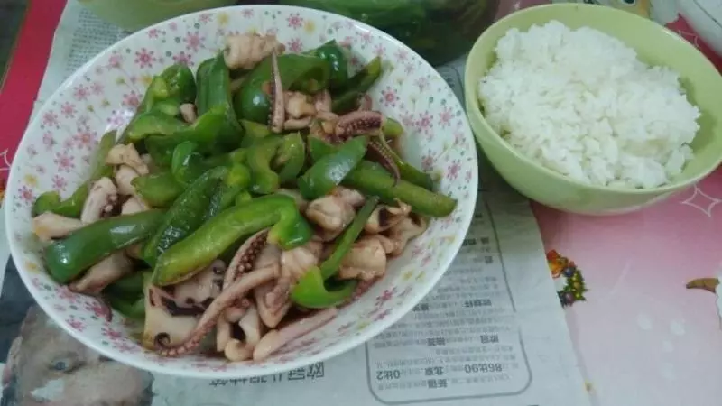 菜椒炒鮮魷