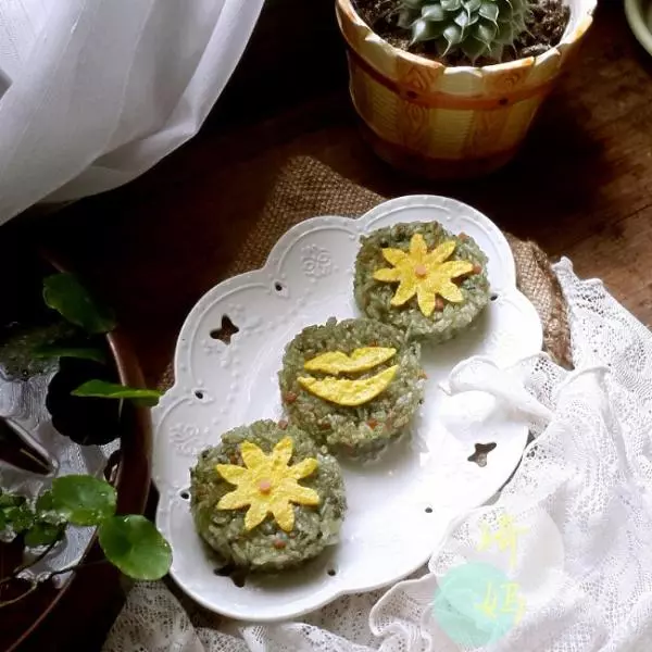 抹茶海苔粢飯糕（睡蓮造型）