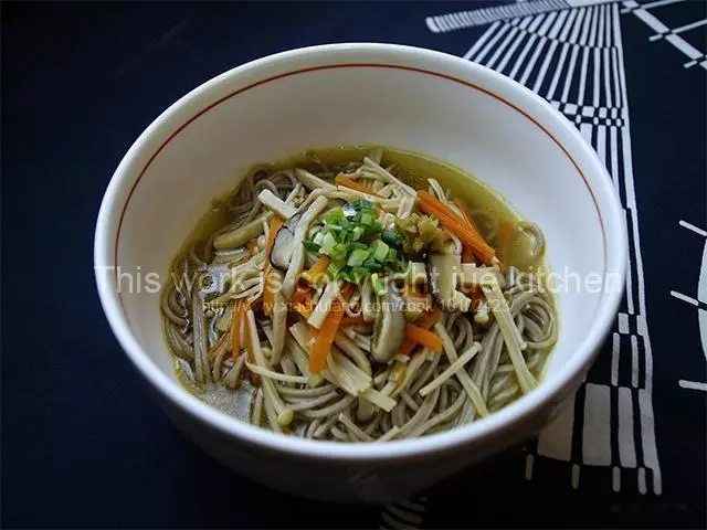 雜菌蕎麥湯麵