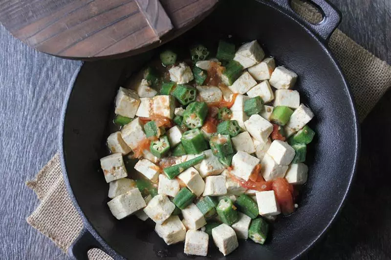 【健康三餐】味噌秋葵炒豆腐