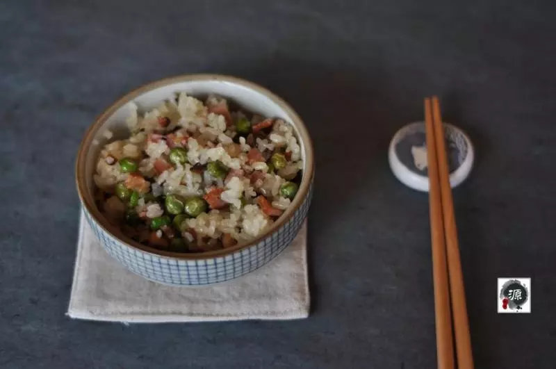 豌豆培根炒糯米饭