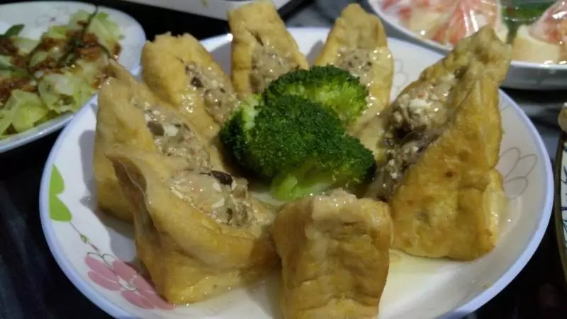 黄金豆腐包