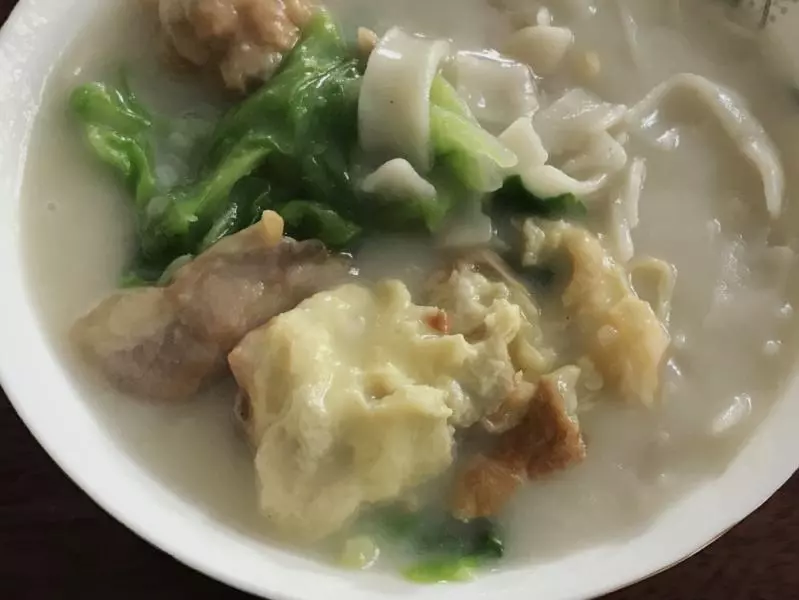 腊肉煮豆丝