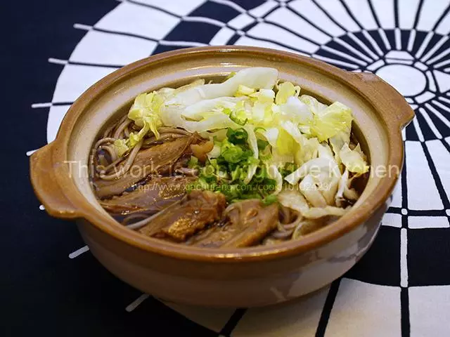 滷鴨膀蕎麥麵