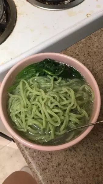 菠菜面冬瓜排骨湯