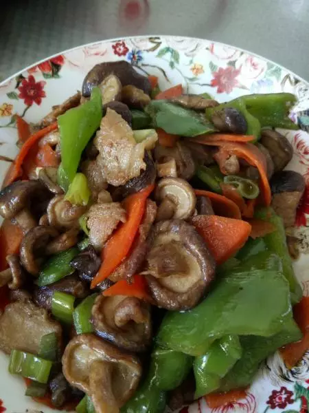 肉炒香菇青椒