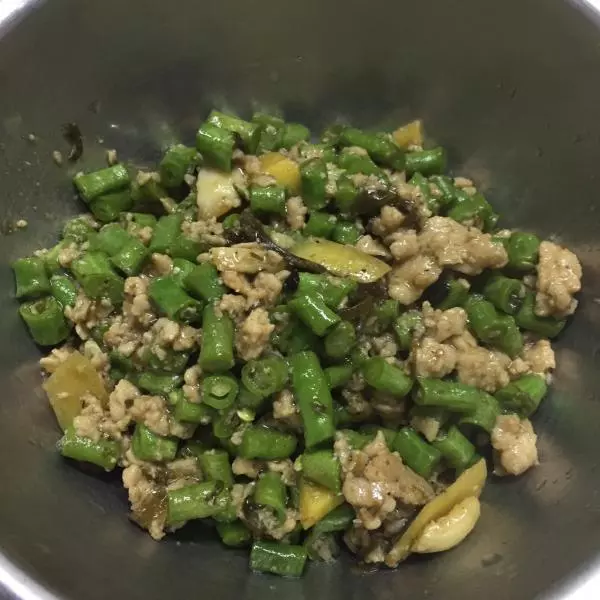 肉末橄榄菜炒豆角