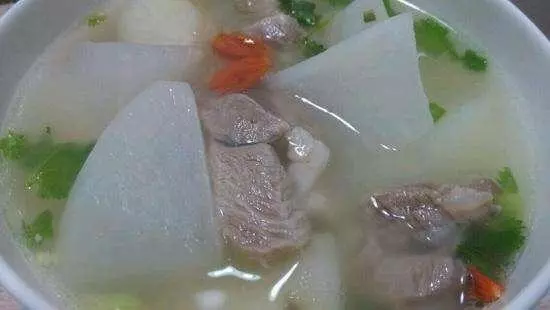 羊肉蘿蔔湯