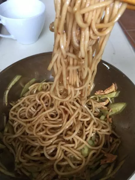 鸡丝冷面