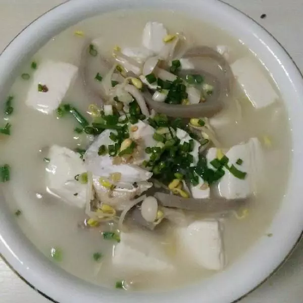 魚頭豆腐湯