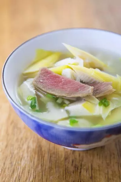 春筍火腿湯[雲上古村茶葉熏腿·山川湖海]