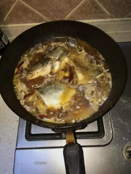 酱烧海鲈鱼