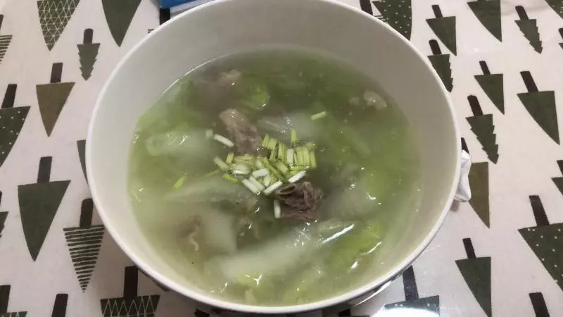 清炖羊肉汤