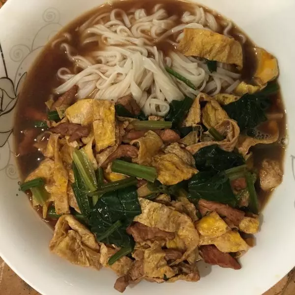 雞蛋肉絲麵