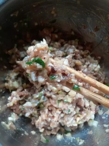 大肉香菇餛飩