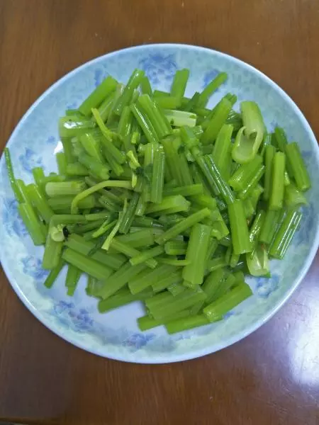 熗芹菜