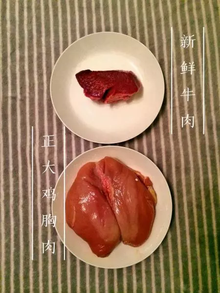 “鸡肉无谷牛肉弹”自制极度挑嘴狗粮