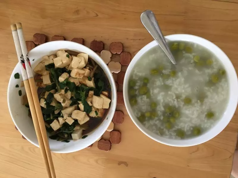 油泼豆腐拌野菜