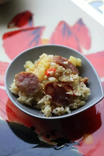 香腸土豆雜糧燜飯