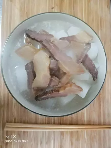 蘿蔔臘肉湯