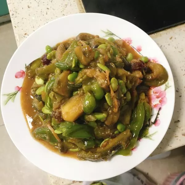 紅燒茄子毛豆青椒