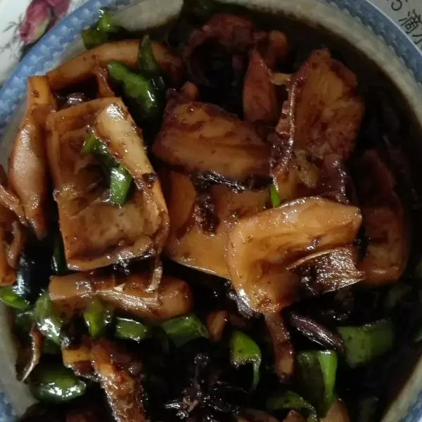 烤目魚炒青椒