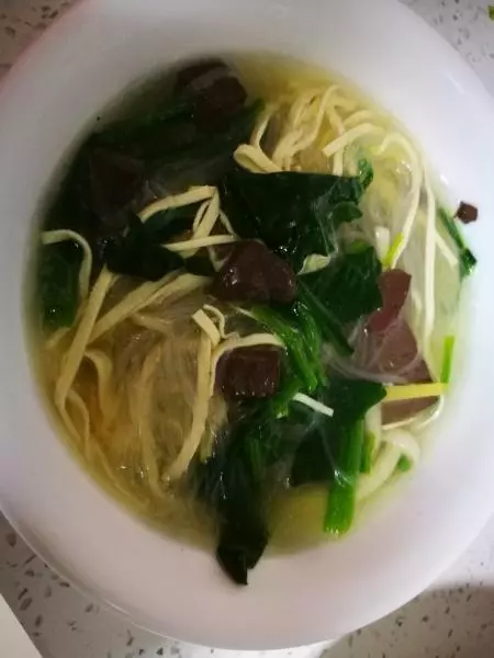 菠菜鸭血粉丝汤