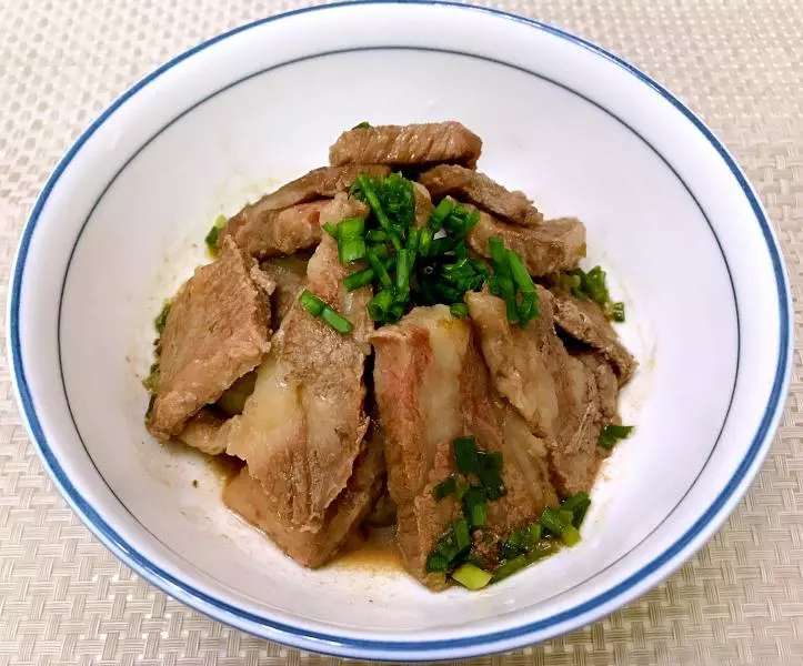 中式牛排蓋飯