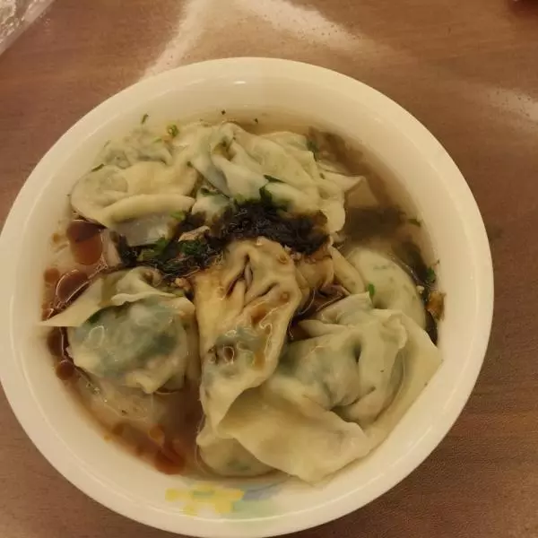 上海薺菜蝦仁肉餛飩