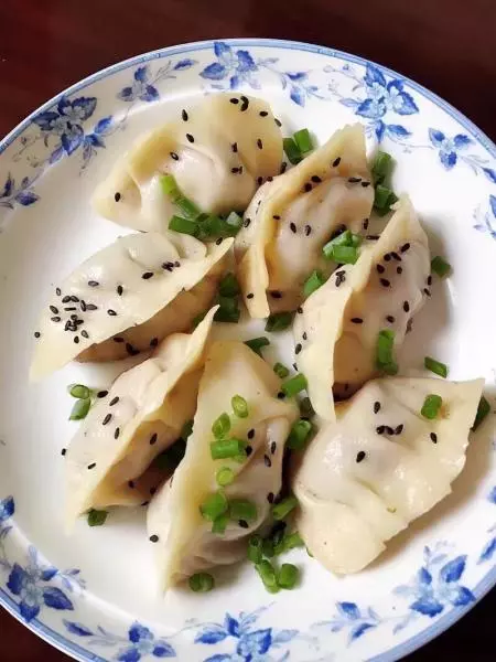 包餃子（芹菜餡）