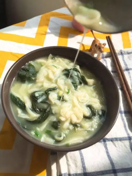 【家鄉味】新鮮芝麻葉豆麵條