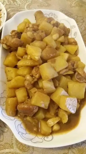 土豆烧鸡腿