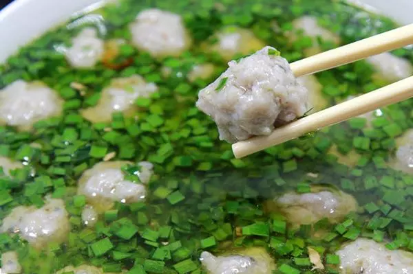 韭菜魚丸湯